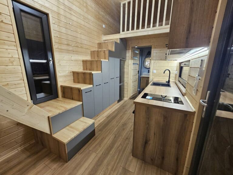 Ujęcie wnętrza domku mobilnego